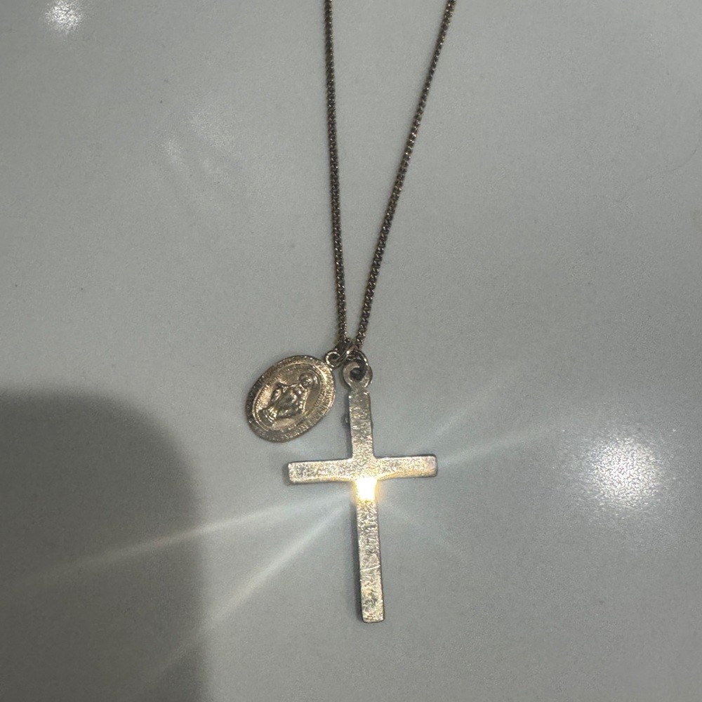 Bagatiba D2C Gold Necklace - Picture 4 of 7